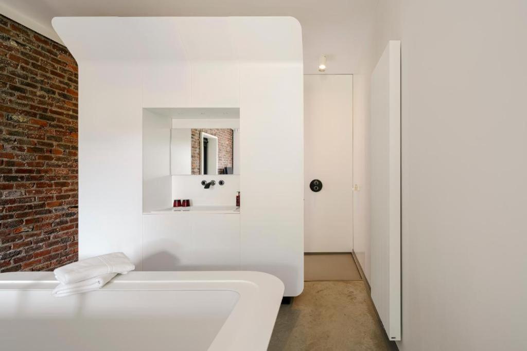 B&B Bed And Beyond Opglabbeek Εξωτερικό φωτογραφία