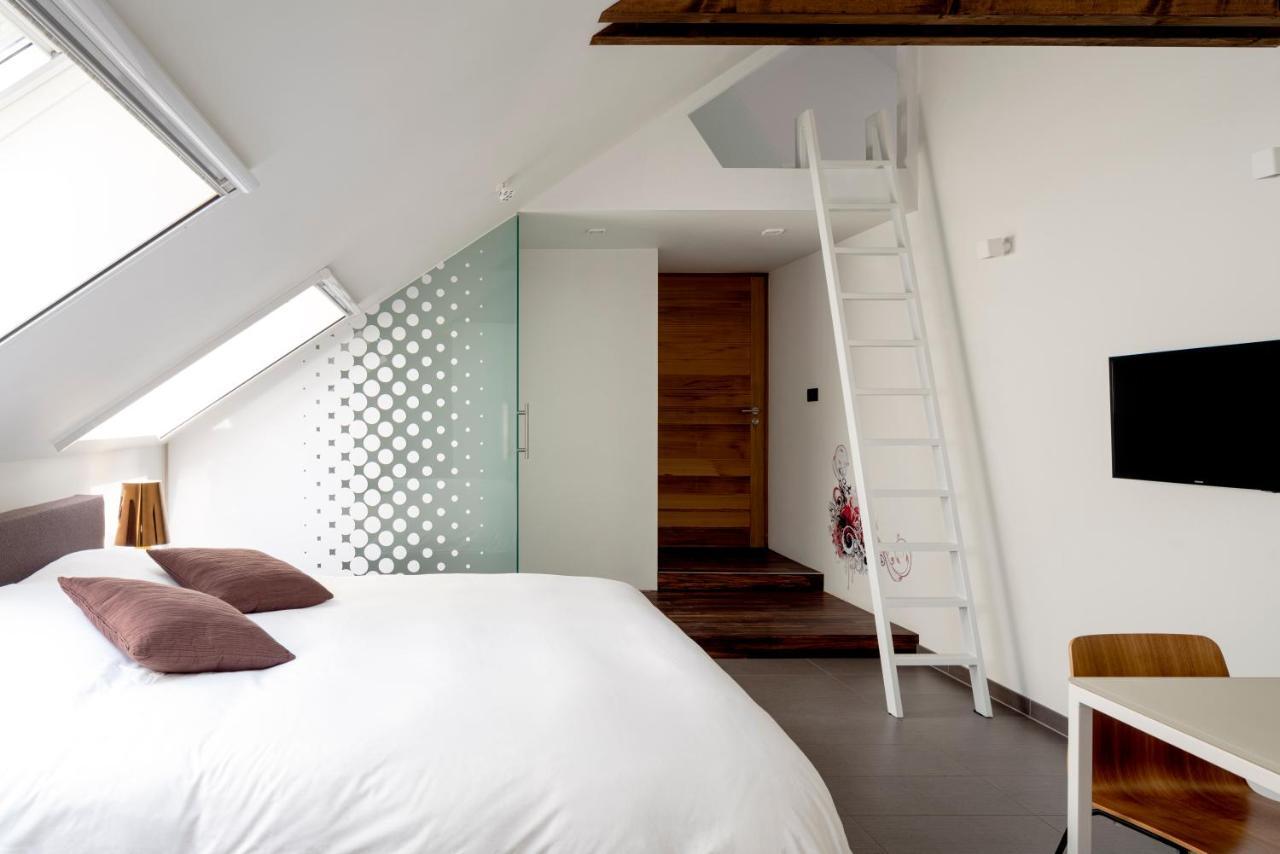 B&B Bed And Beyond Opglabbeek Εξωτερικό φωτογραφία