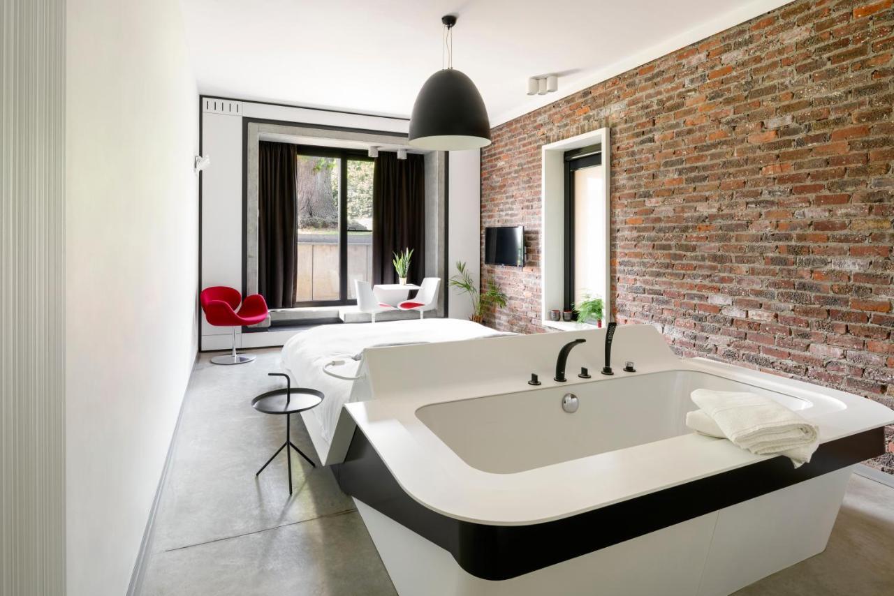 B&B Bed And Beyond Opglabbeek Εξωτερικό φωτογραφία